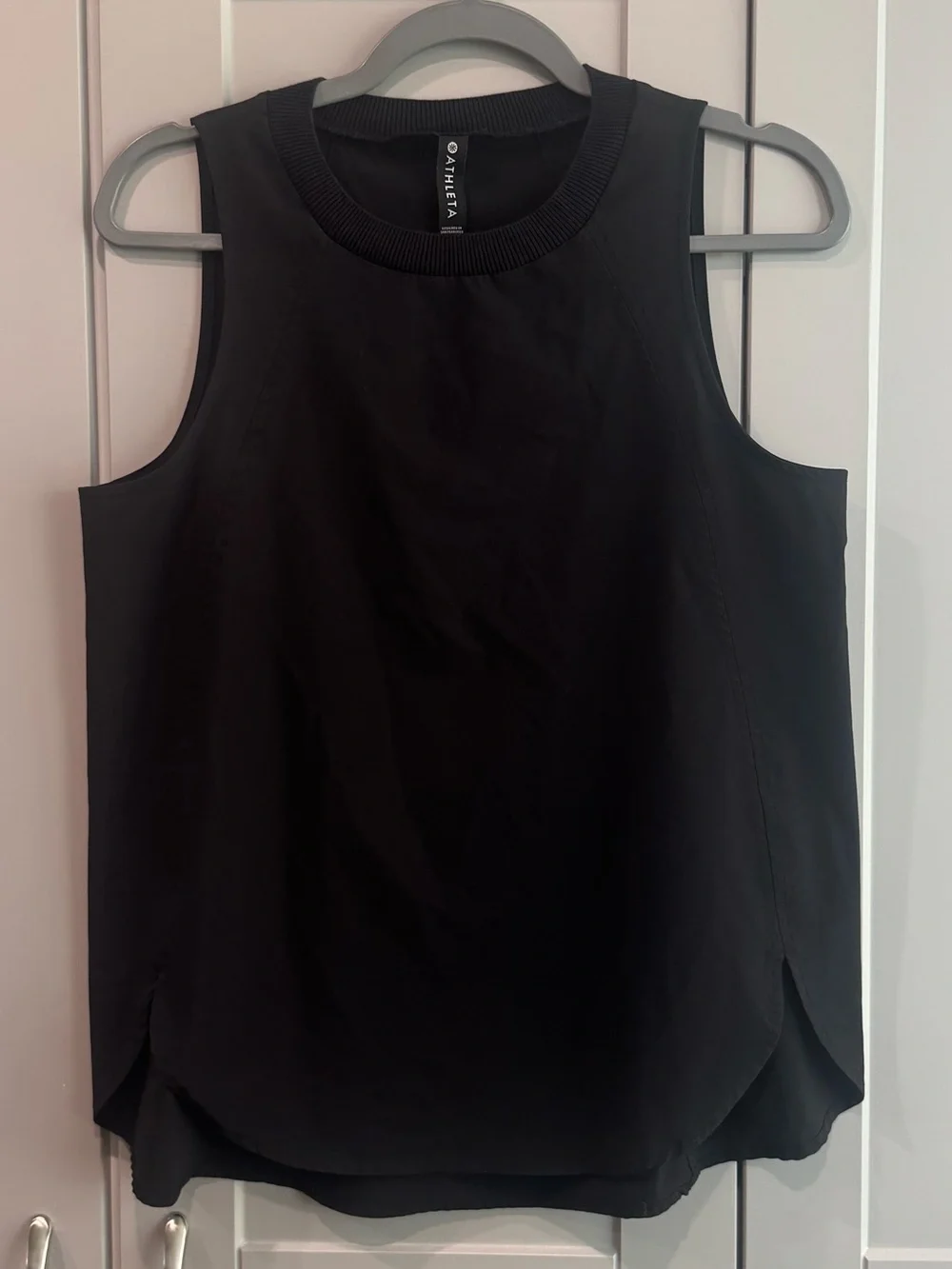 Athleta Black Sleeveless Crewneck Tank